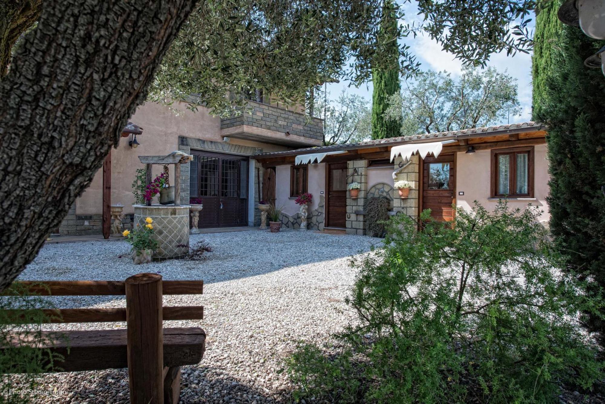 تشيرفيتيري Il Giardino Dei Flintstones B&B المظهر الخارجي الصورة