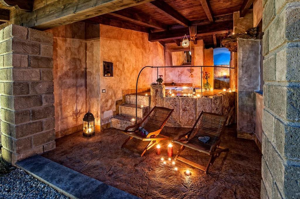 تشيرفيتيري Il Giardino Dei Flintstones B&B المظهر الخارجي الصورة